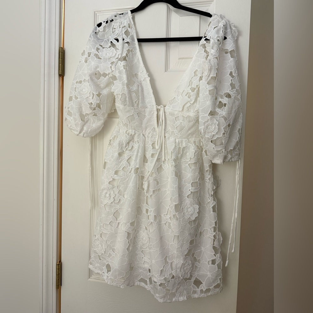 STORIA White Lace Floral Dress